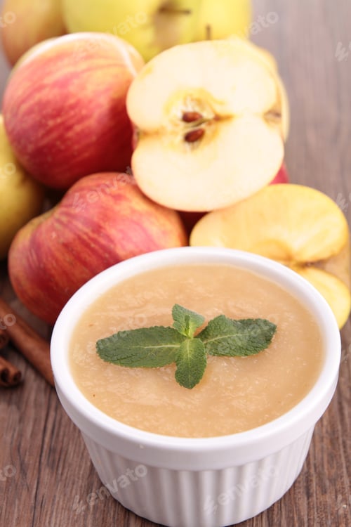 Preview: Apple Sauce And Ingredients