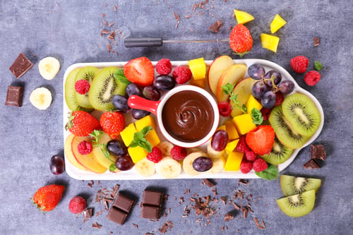 Preview: Chocolate Dipping Sauce With Fresh Fruits
