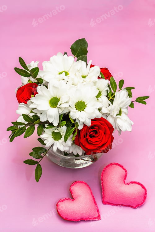 Preview: A Bouquet Of Fresh Flowers In Glass Vase And Soft Felt Hearts. Valentine'S Day Or Wedding Concept