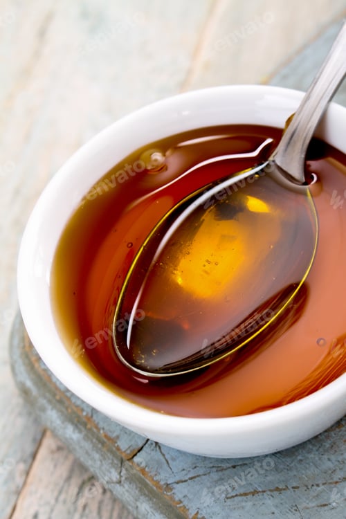 Preview: Refined Golden Sugar Syrup In Dish