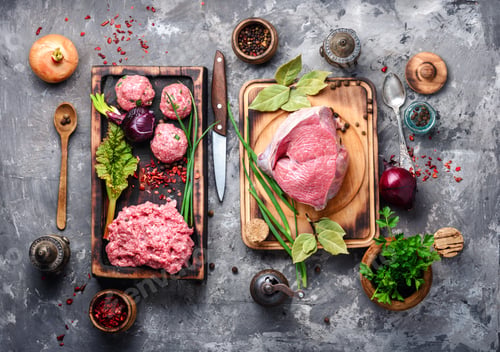 Preview: Fresh Raw Minced Beef Ground Beef On Old Wood Background