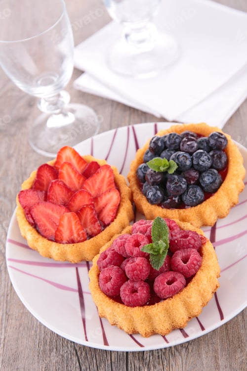 Preview: Berry Cake