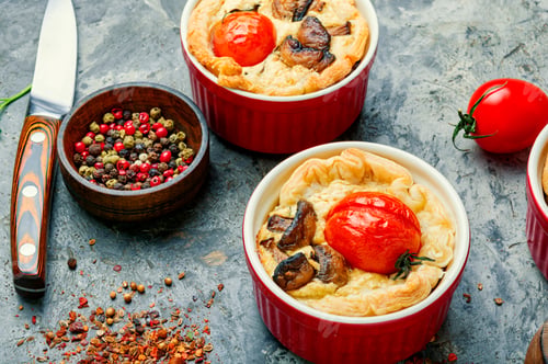 Preview: Garlic Tart With Tomato,Mushrooms And Feta Cheese