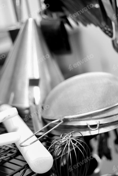Preview: Hanging Kitchen Utensils