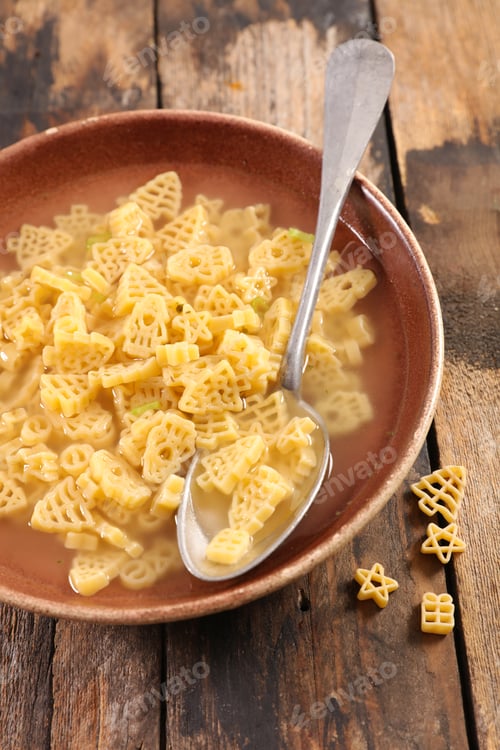 Preview: Pasta Soup For Christmas