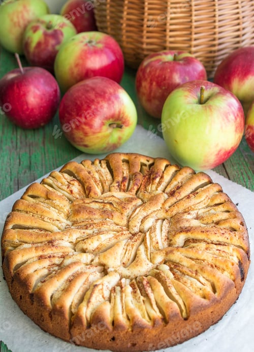 Preview: Homemade Cake With Apples And Cinnamon