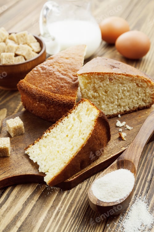 Preview: Semolina Cake On A Cutting Board. Mannik