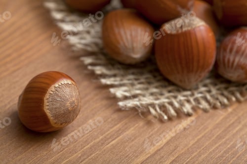 Preview: Hazelnuts