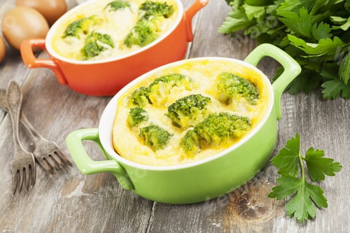 Preview: Broccoli Baked With Cheese And Eggs In A Ceramic Pots