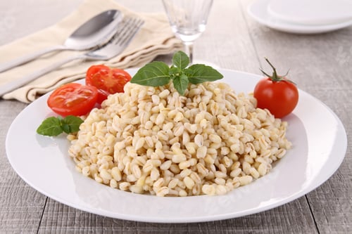 Preview: Plate Of Wheat, Tomato And Basil