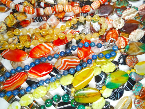 Preview: Jewelry Background Fashion Beads Necklace With Bright Crystals