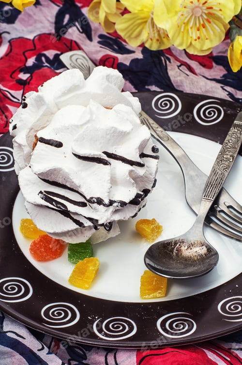 Preview: Meringue