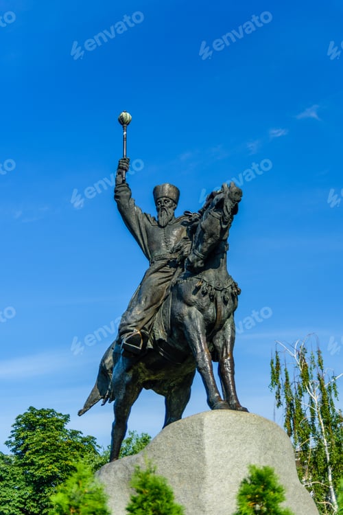 Preview: Monument To Cossack Hetman Petro Sagaidachnyi In Kiev, Ukraine
