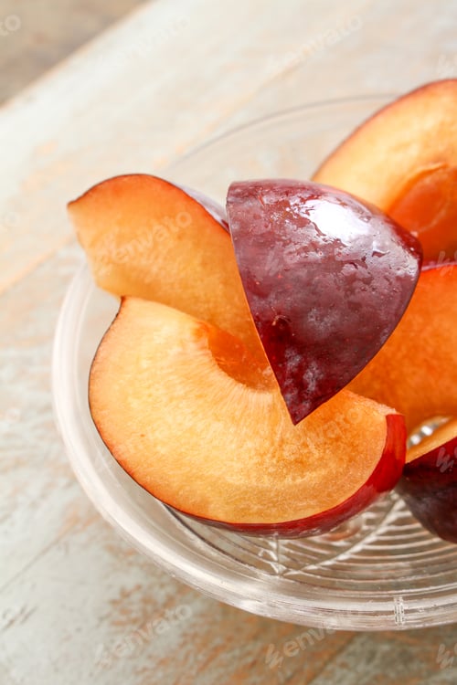Preview: Preparing Fresh Plums