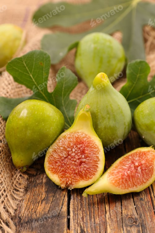 Preview: Fresh Fig And Leaf