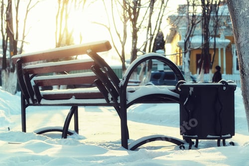 Preview: Winter Park Bench In Alley