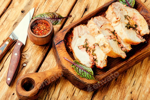Preview: Tasty Loin Meat Stuffed With Sorrel And Bacon