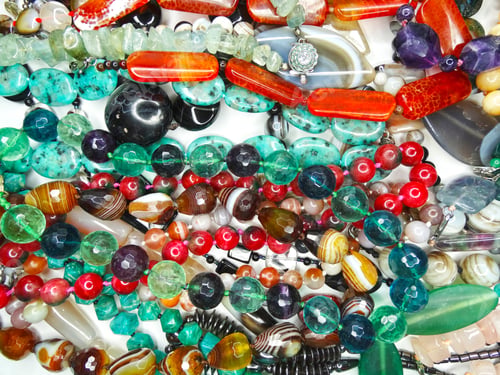 Preview: Jewelry Background Fashion Beads Necklace With Bright Crystals