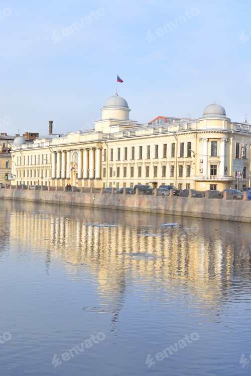 Preview: Embankment Of Fontanka River. Flow Of The Neva Delta In St. Petersburg At Sunny Spring Day.