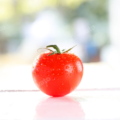Preview: Red Cherry Tomato With Water Drop