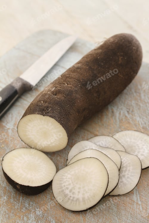 Preview: Preparing Fresh Black Radish
