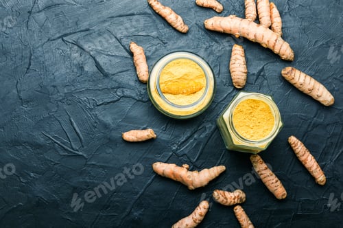 Preview: Fresh Turmeric Root Or Rhizome And Turmeric Powder