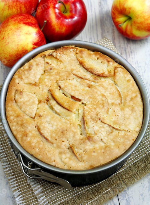 Preview: Apple Pie In A Baking Dish On A Wooden Table