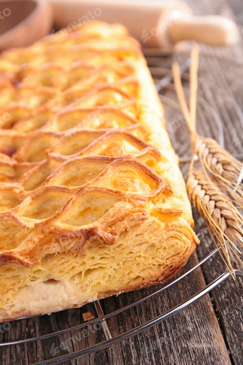 Preview: Cake On Board