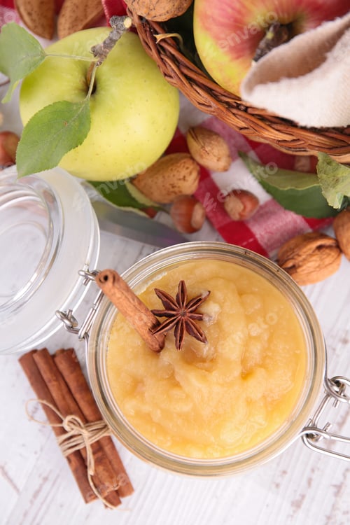 Preview: Apple Sauce