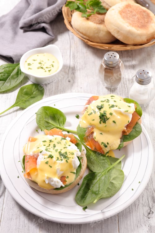 Preview: Egg Benedict With Salmon