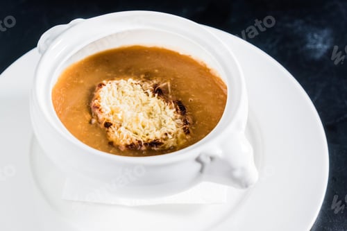 Preview: French Onion Gratin Soup