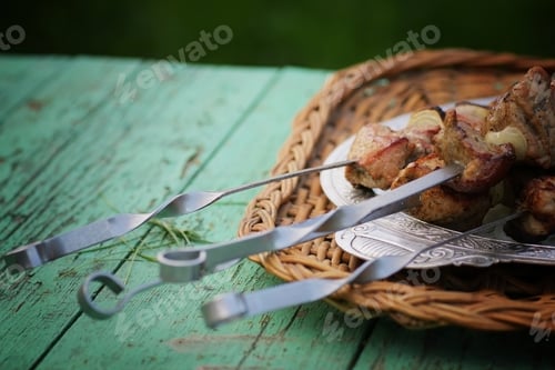 Preview: Barbecue Cooking On The Grill