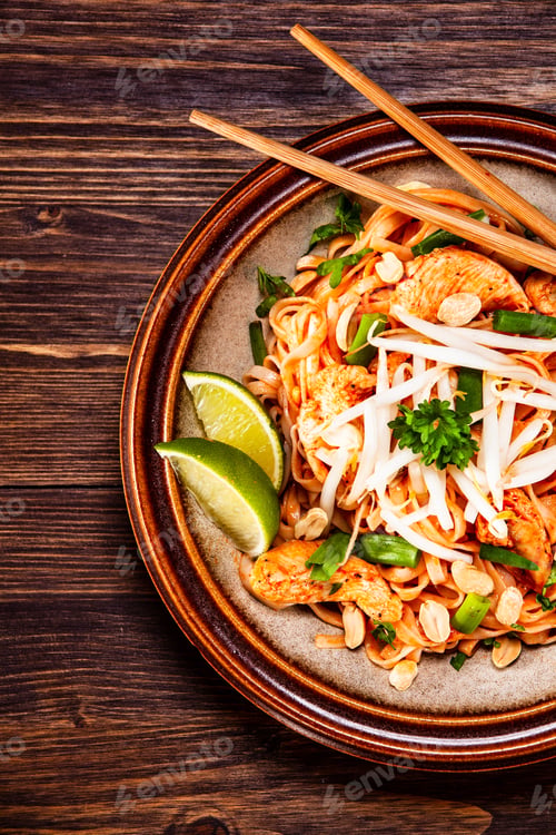 Preview: Pad Thai - Grilled Meat And Noodles