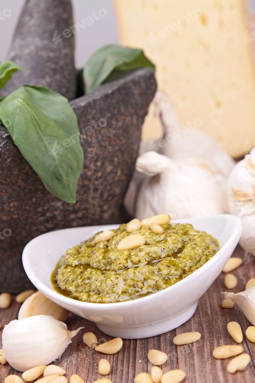 Preview: Pesto Sauce And Cheese