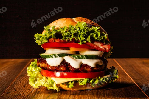 Preview: Big Hamburger - Tasty Grilled Meat With Vegetables