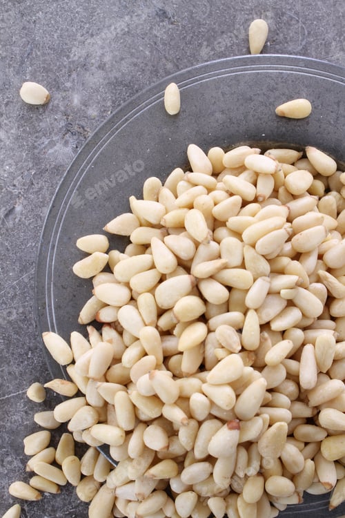 Preview: Healthy Loose Hulled Pine Kernels Nuts