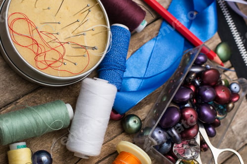 Preview: Instruments Of Repairman Clothing And Thread