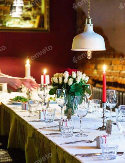 Preview: Wedding Table