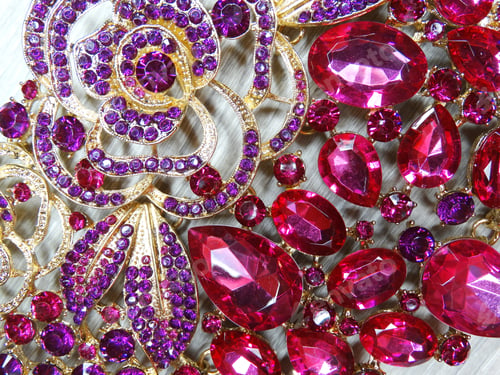 Preview: Jewelry Background Set Fashion Beads Group Necklace With Bright Crystals