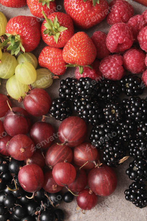 Preview: Fresh Summer Fruit Selection