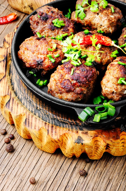 Preview: Roasted Beef Meatballs In Cast-Iron Skillet.Delicious Cutlet