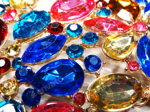 Preview: Jewelry Background Fashion Beads Necklace With Bright Crystals