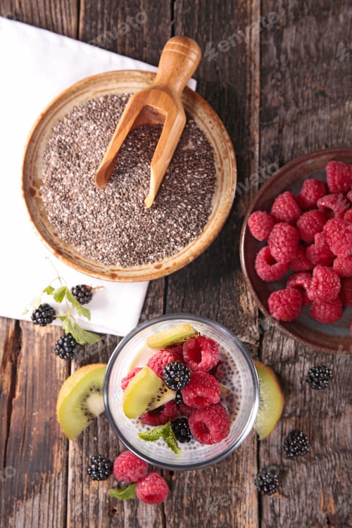 Preview: Chia Seed Pudding With Fruits