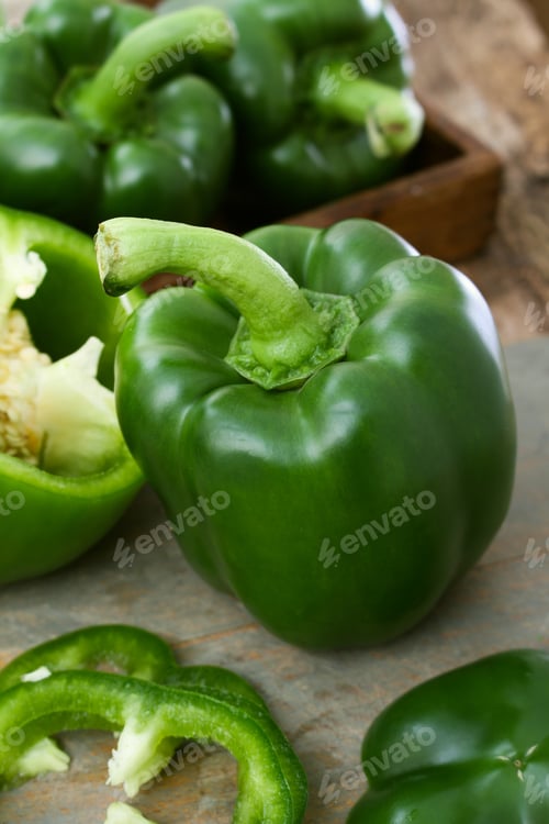 Preview: Whole Green Bell Pepper