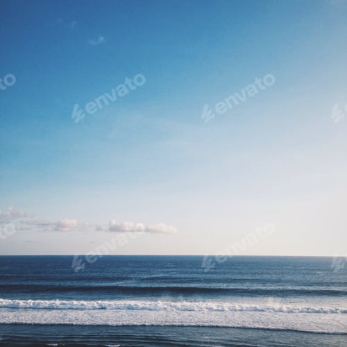Vorschau: Bali Beach mit Blick auf den Ozean