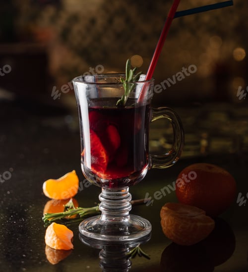 Preview: Winter Drink With Fresh Fruits