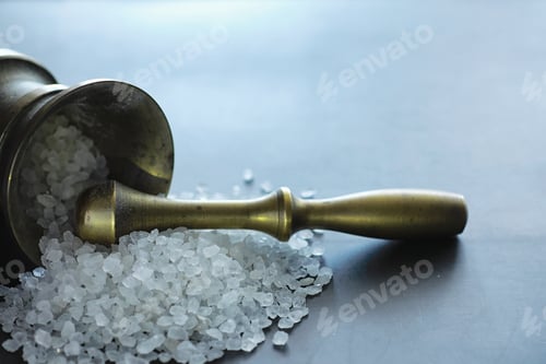 Preview: Large Sea Salt. Spice. Mortar And Pestle For Grinding Salt.