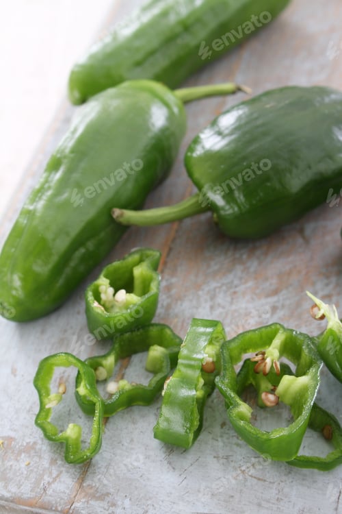 Preview: Preparing Ripe Hot Green Chilies