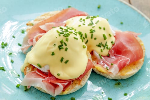 Preview: Eggs Benedict Breakfast