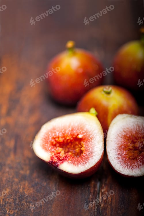 Preview: Fresh Figs Macro Closeup Over Old Wood Boards